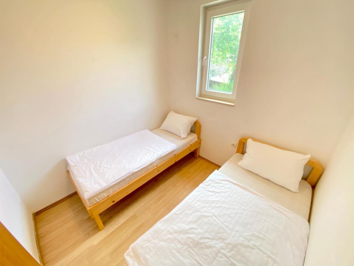 Guest House Ivano Mostar Exterior foto